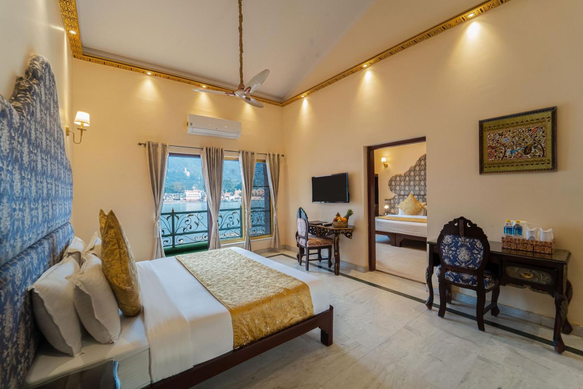 The Neeraj Ganga Heritage Palace Rishīkesh Exteriör bild