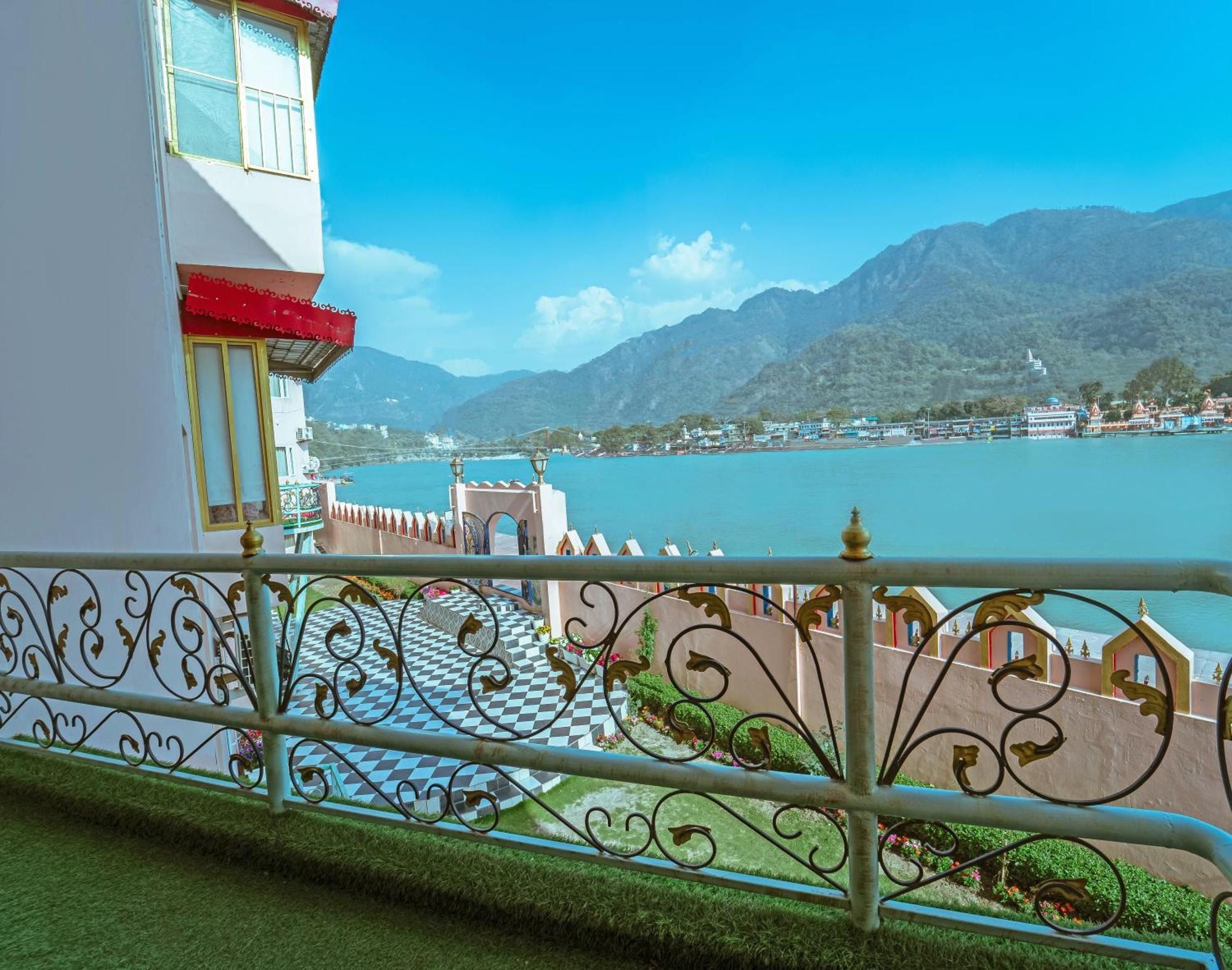 The Neeraj Ganga Heritage Palace Rishīkesh Exteriör bild